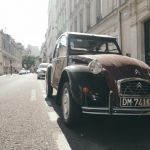 外交官ナンバーの車が堂々と路駐 もし自分が日本に来た外交官だったら当然する